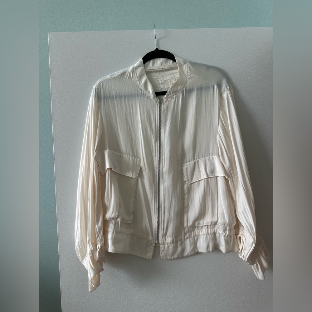 H&M Cream Silky polka dot zipper jacket Blouse